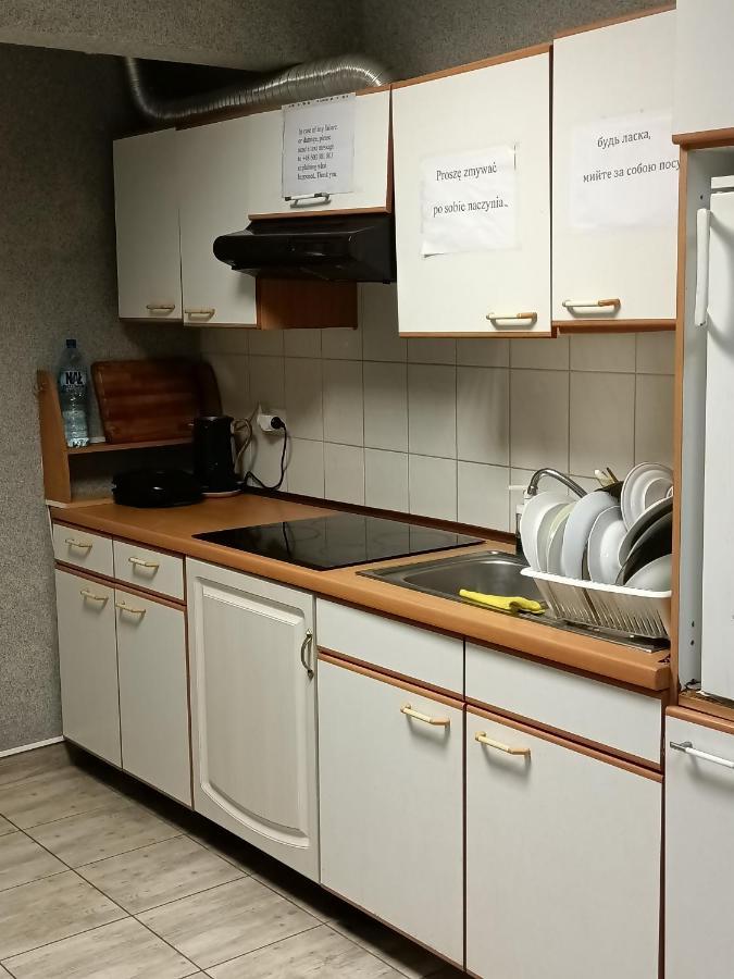 Pokoje Pod Swierkiem Swarzedz Bagian luar foto