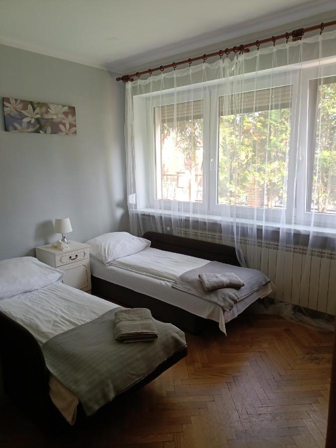 Pokoje Pod Swierkiem Swarzedz Bagian luar foto