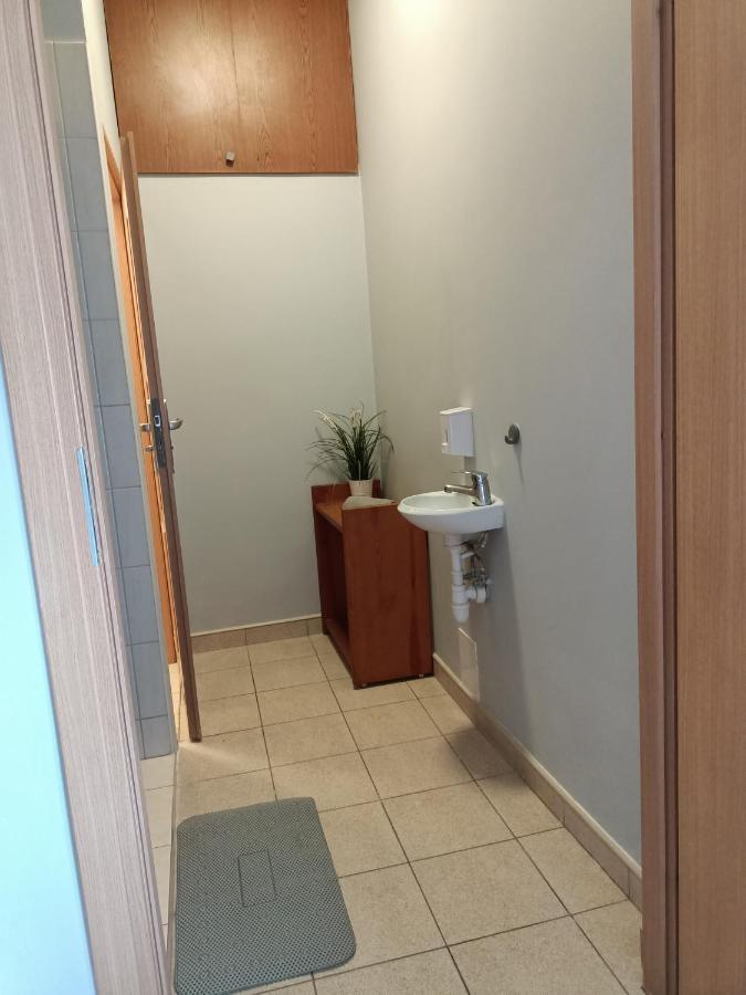 Pokoje Pod Swierkiem Swarzedz Bagian luar foto